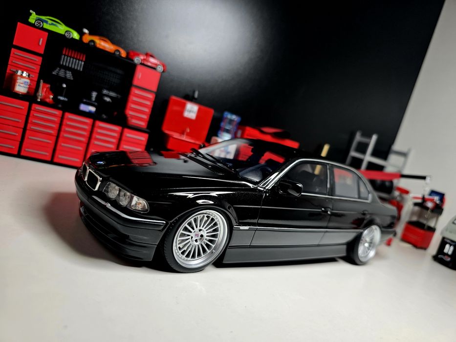 OTTO BMW E38 Low Stance