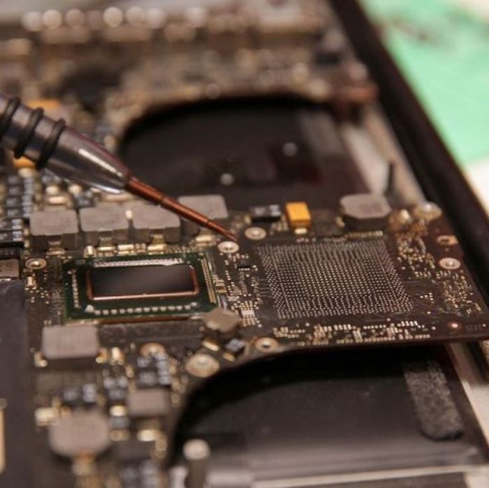 Ремонт ноутбуків, ремонт комп'ютерів. Майстер на виїзд