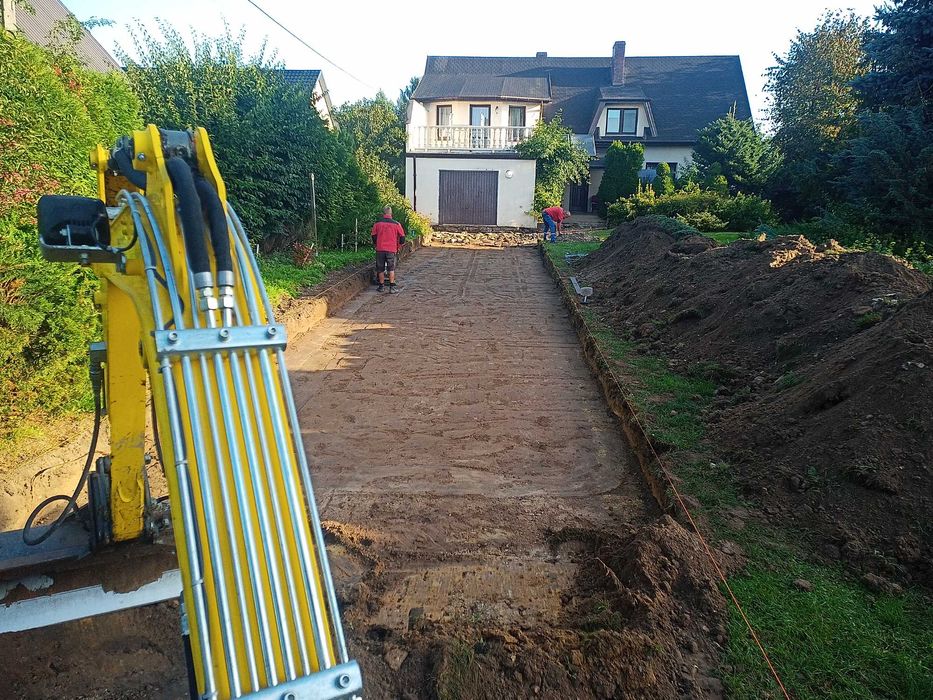 Wynajem Usługi Minikoparką z OPERATOREM WIertnica Młot Chwytak Wozidło