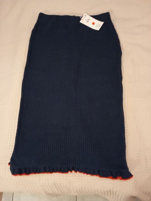 Dzianinowa sweterkowa nowa granatowa spódnica midi Reserved S