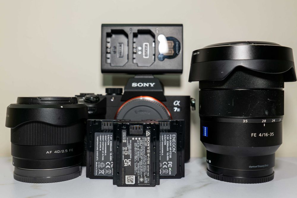 Sony A7 III – Excelente estado | Apenas 7.361 disparos | Fatura + Caixa + Extras