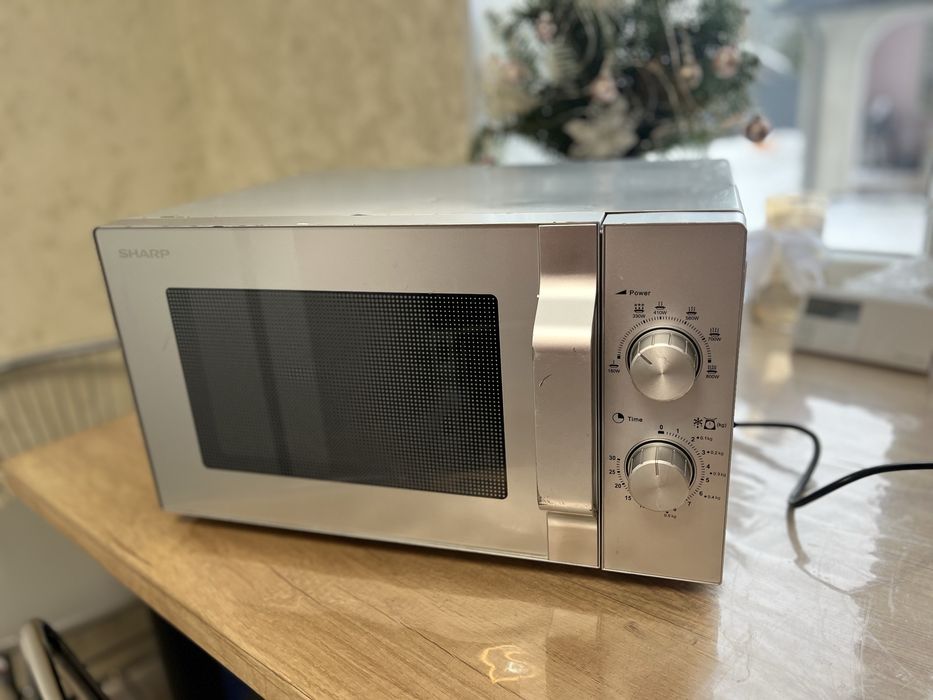 Мікрохвильовка Sharp