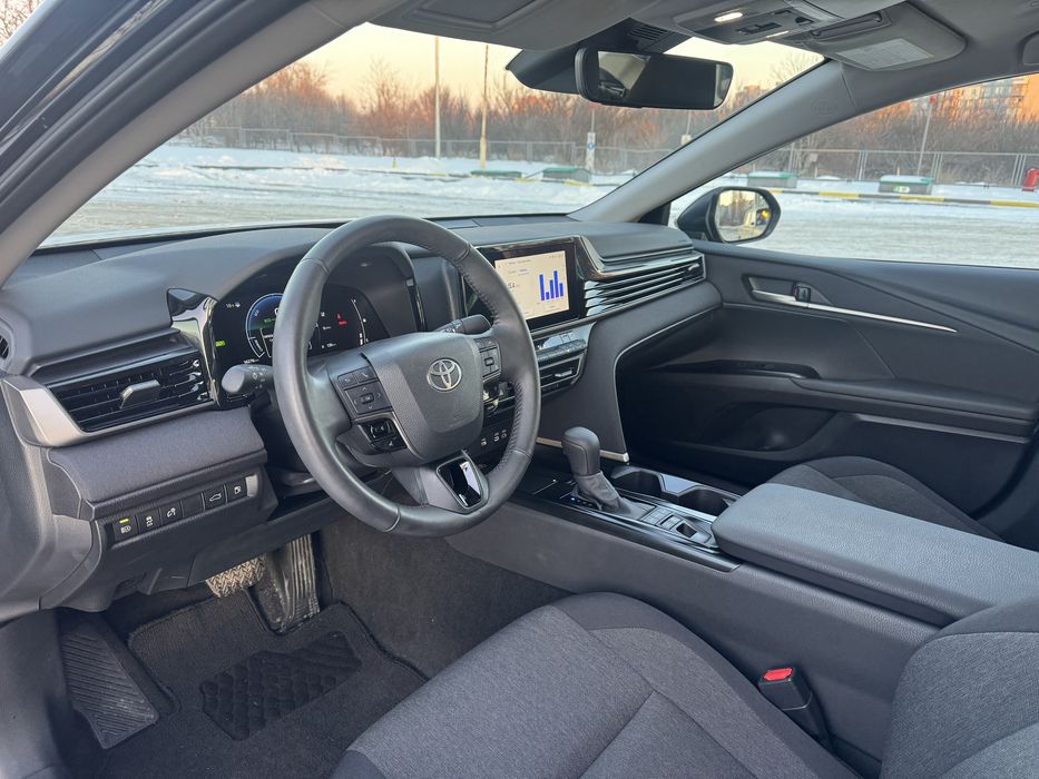 Toyota Camry 2025 2.5 Hibrid AWD New!