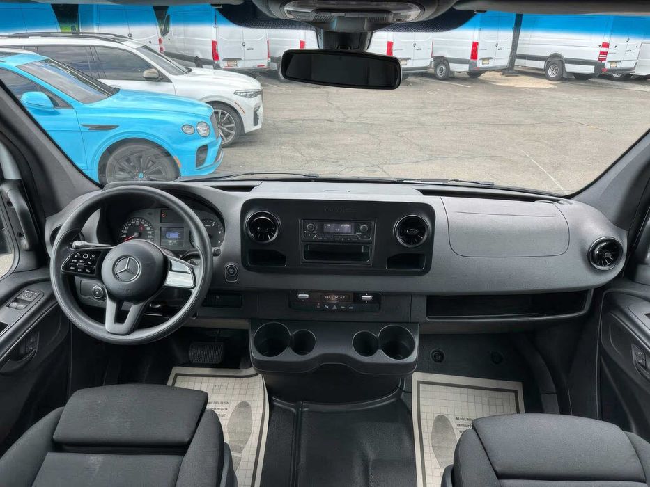 Mercedes-Benz Sprinter      2018