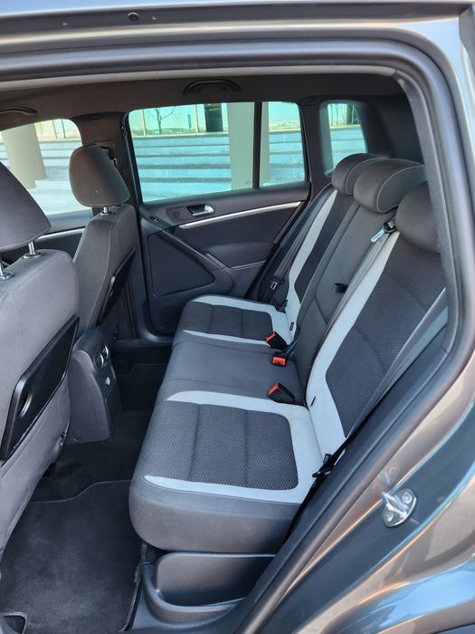 Tiguan R line motor 2.0 210cv turbo apenas 120.000 km com sistema novo GPL Aceito retoma