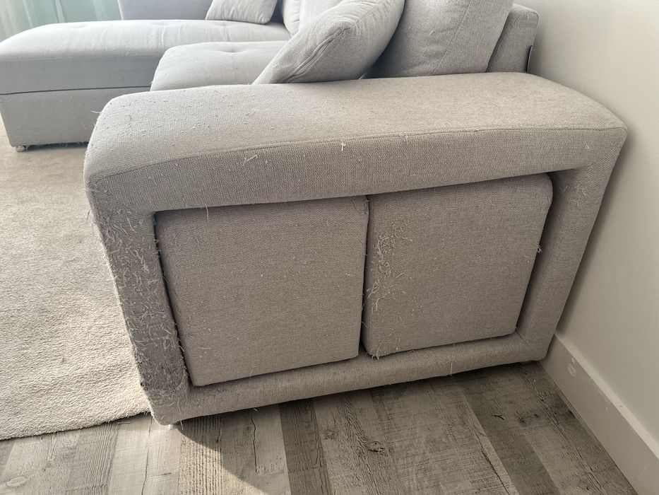 Sofá cama com chaise longue