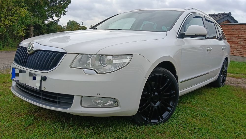 Skoda suberb 2012//2.0 disel 4x4