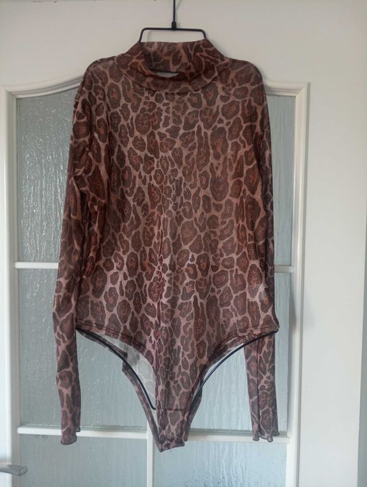 Prześwitujące body w panterkę,XL