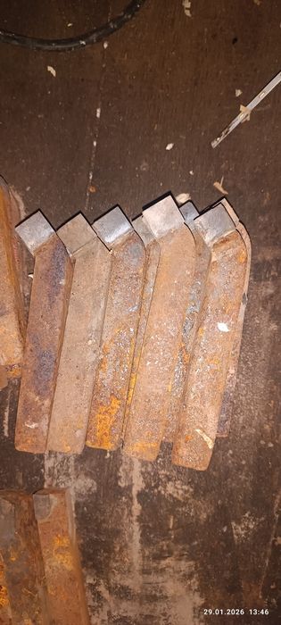 Продам токарні різці