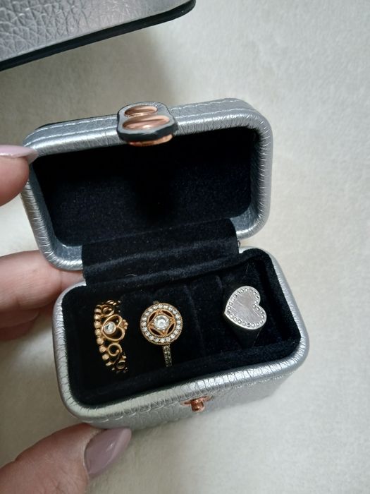 guarda-joias Pandora