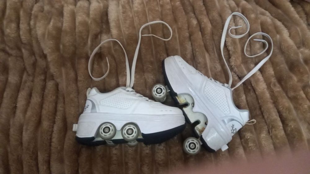 Кроссовки ролики