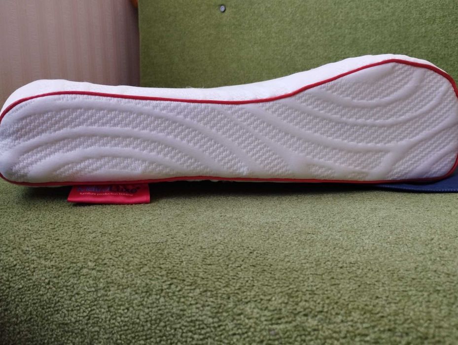 Ортопедична подушка Matroluxe, гіпоалергенна. Не підійшла по висоті.