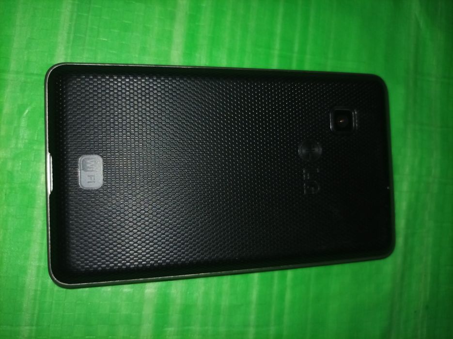 Телефон сенсорный LG-T385