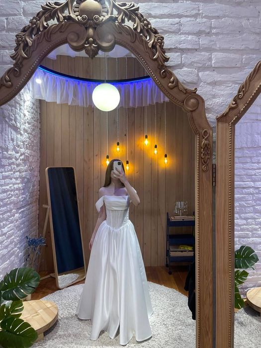 Сукня , платя. випускна -весільна