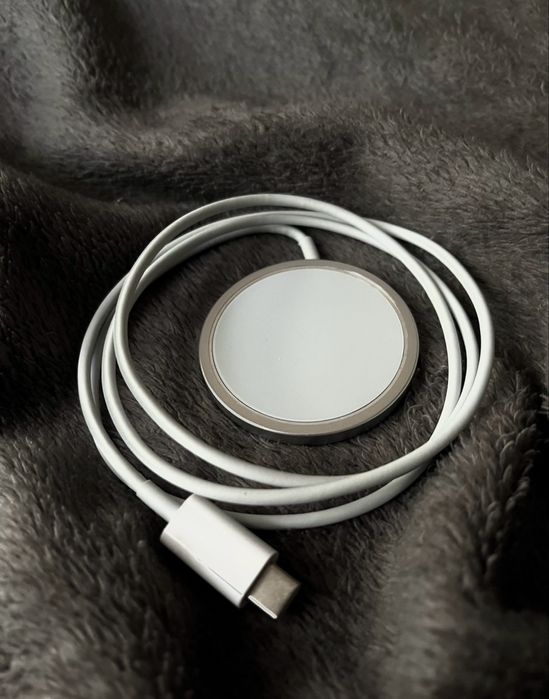 Магнитная беспроводная зарядка для iPhone