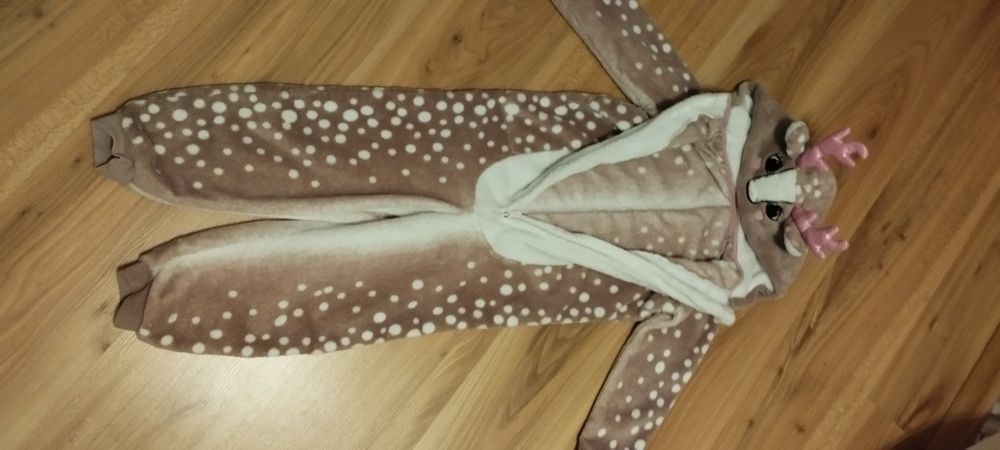 Sprzedam kombinezon zimowy rozmiar 110/116