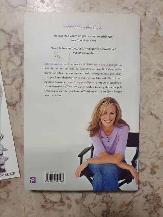 Conjunto de 3 livros usados.