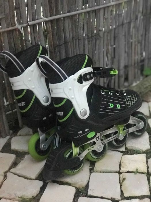 Patins em linha ajustáveis