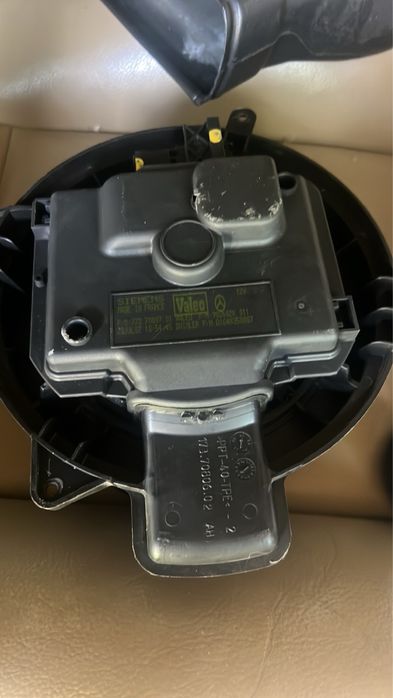 Двері багажник мерседес GL164 багато інших запчастин