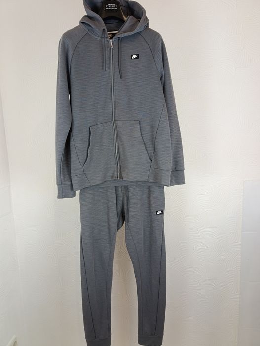 Мужской спортивный костюм nike m nsw optic modern tech fleece