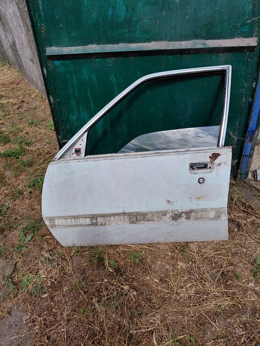 Продам автомобіль Опель Аскона