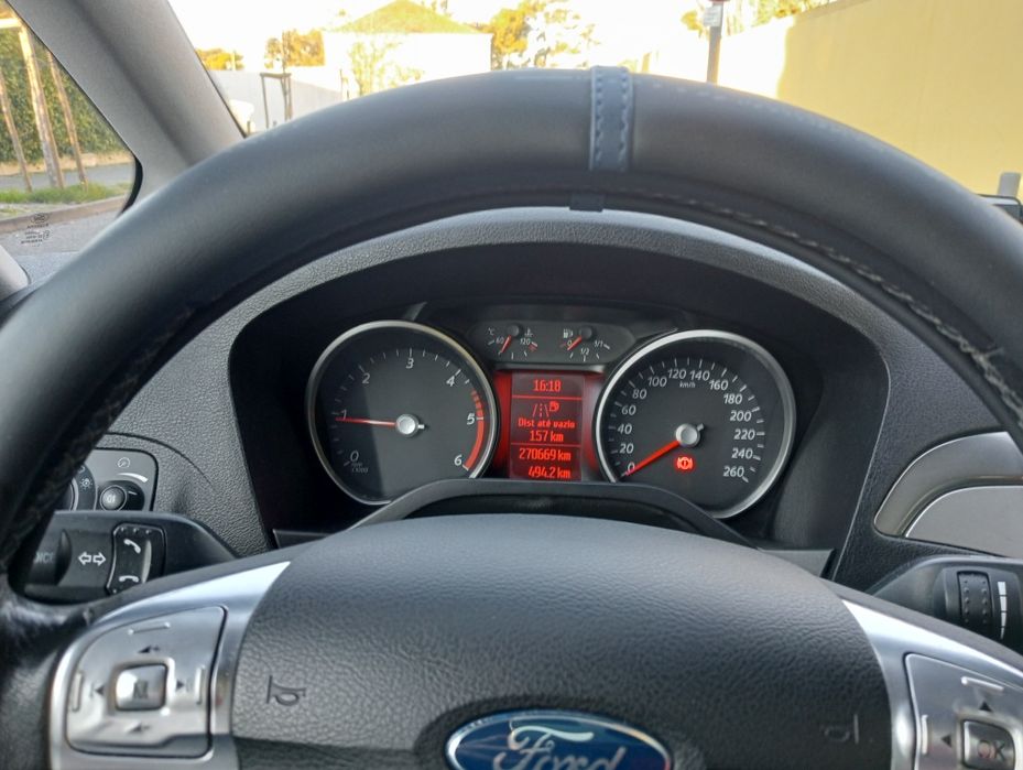 Vendo Ford s max Titanium 1.8 tdci com 7 lugares
