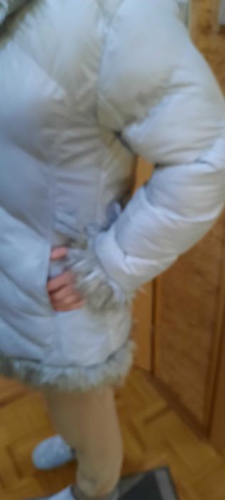 kurtka ciepła szara z futerkiem sztucznym