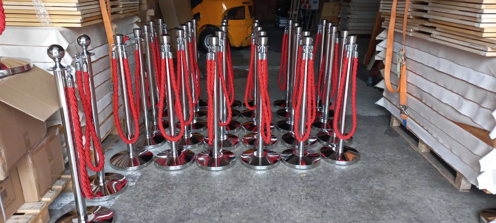 Słupek odgradzający hotelowy 1m SREBRNY połysk