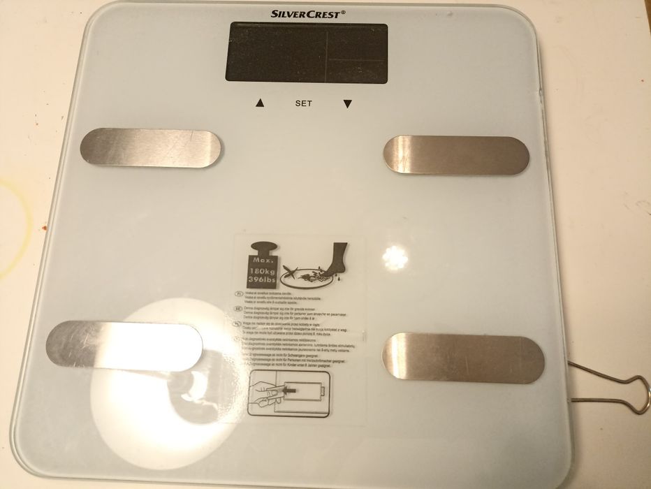 SILVERCREST Szklana waga łazienkowa diagnostyczna SPWD 180