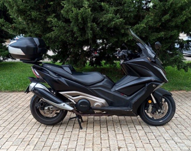 Kymco ak 550 , ano 2019
