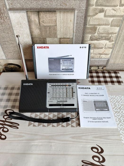 Радиоприемник XHDATA D-219 FM/AM/SW  всеволновой / Батарейки в Подарок