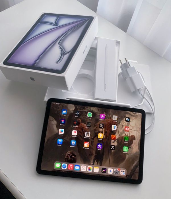 Продаю iPad Air 11,128GB,M3 і Apple Pencil Pro: 26 000 грн