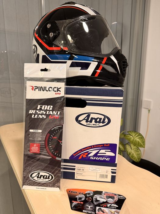 Arai Tour X 4 Tamnaho S