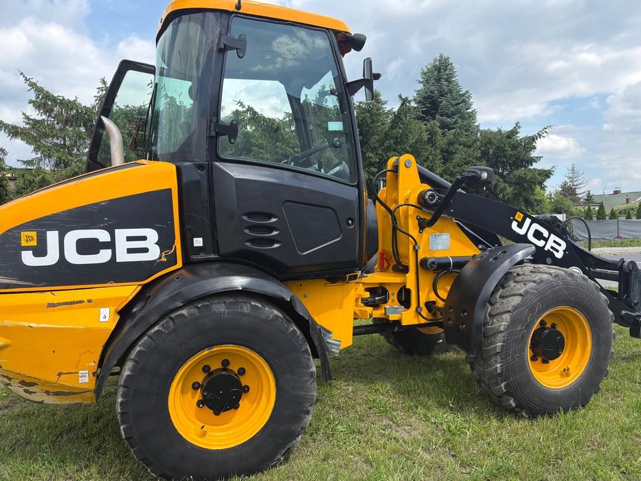 JCB 409  Ładowarka JCB 409, stan bardzo dobry.