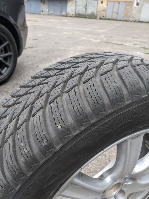 Резина  з оригінальними  титановими дисками215/65 r16