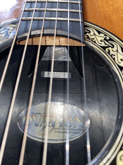 Ovation model 1111 standard balladeer 1981 USA