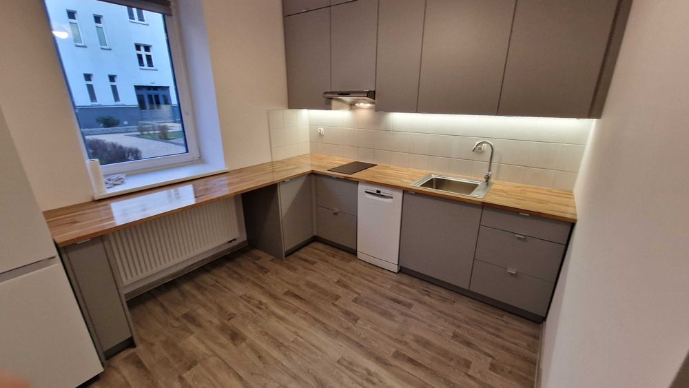 Meble z paczki skręcanie kuchnie szafy montaż IKEA CASTORAMA