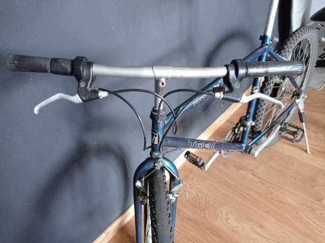 Rower TREK model 820
