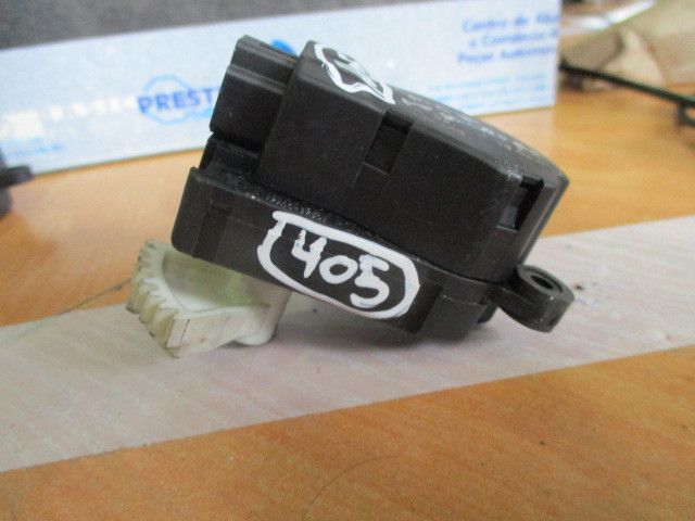 Motor da comporta da sofagem FORD Mondeo III Carrinha (BWY)