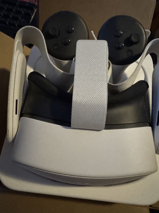 Oculus Quest 3s 256GB