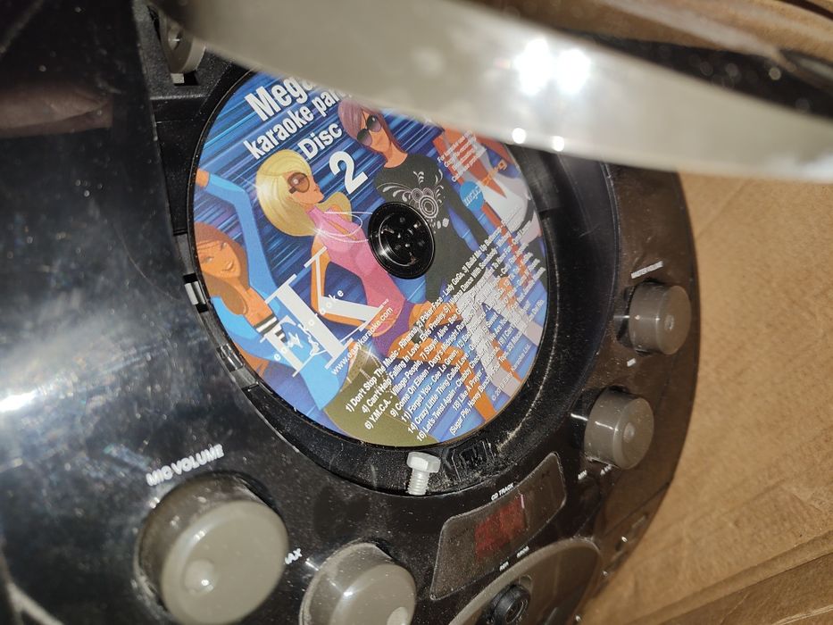 Głośnik karaoke odtwarzacz USB 2 mikrofony