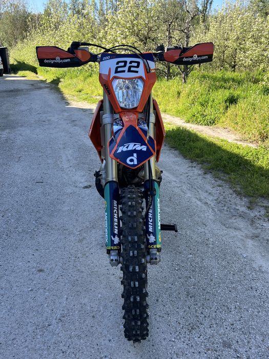 KTM 200 EXC matriculada