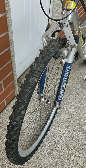 Bicicleta Mountain Bike Esmeralda - Alumínio