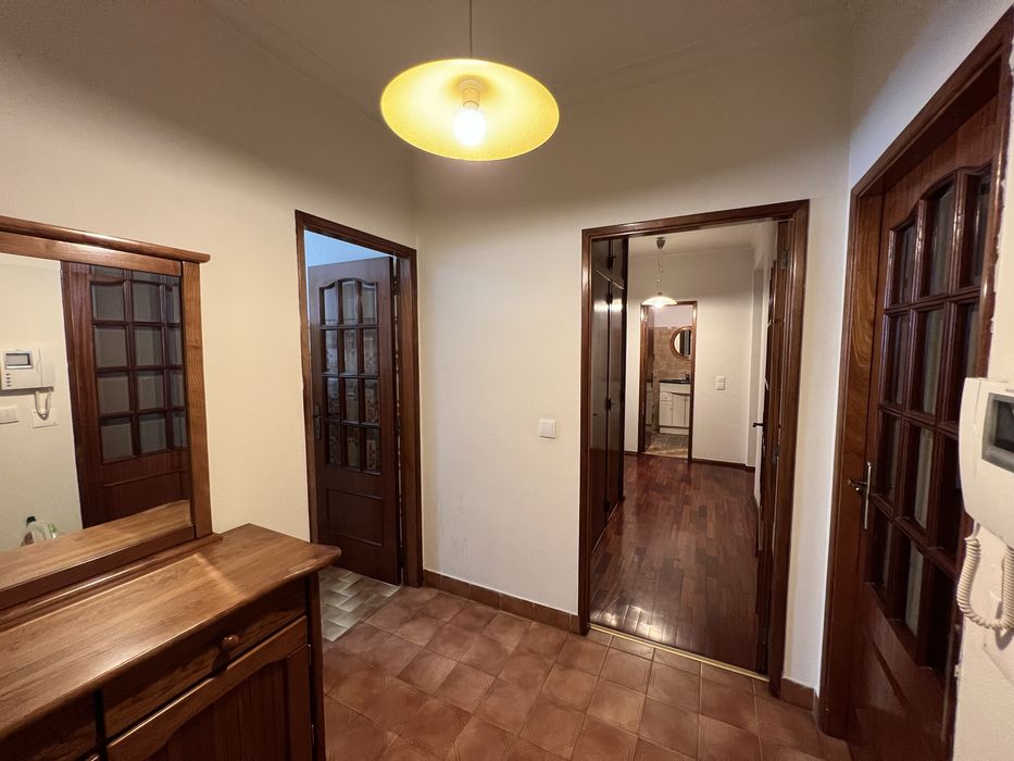 Alugo Quarto - Estudante - Apartamento T4