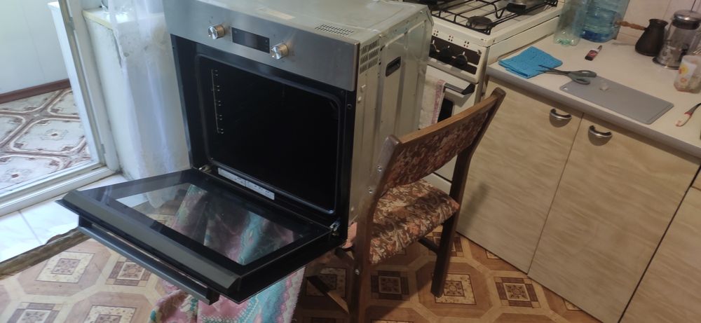 Электрическая духовка Beko BIE22300X