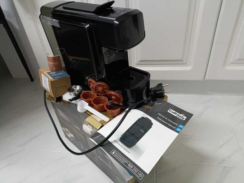 Máquina Café Urban Pingo Doce + 4 Cápsulas Reutilizáveis (Inox e ABS)