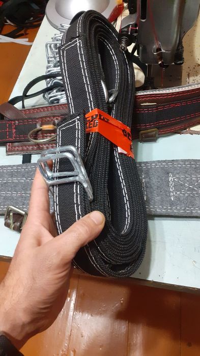 Продаю упряж  кантарки недоуздок уздечка посторонки наритник віжки ліц