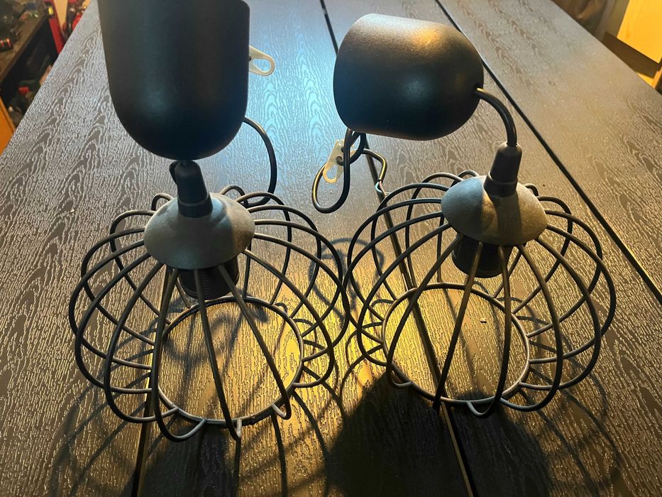 Lampa sufitowa czarna