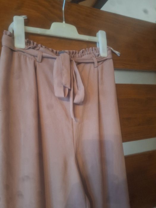 Spodnie damskie Primark rozm.36,stan bardzo dobry.