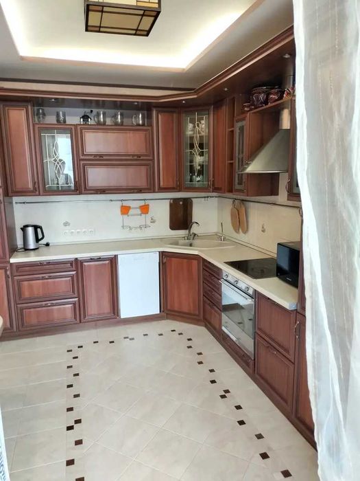 Оренда ЖК Лікоград  метро Іподром Виставковий вул Рудницького